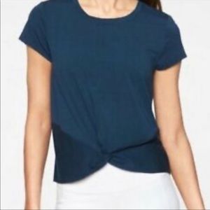 NWOT Athleta Essence Twist Tee